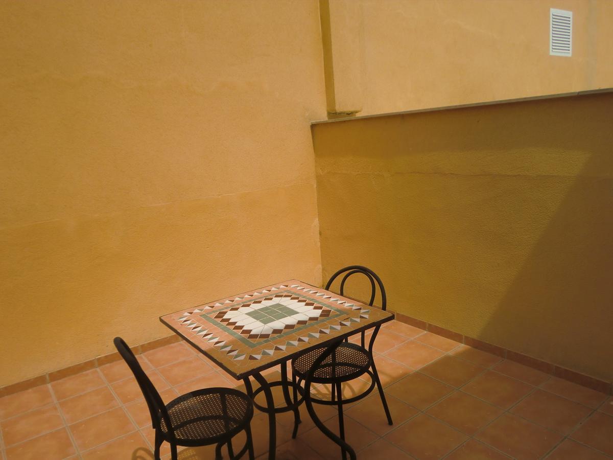 Hotel Gasaqui Ayelo de Malferit Rum bild