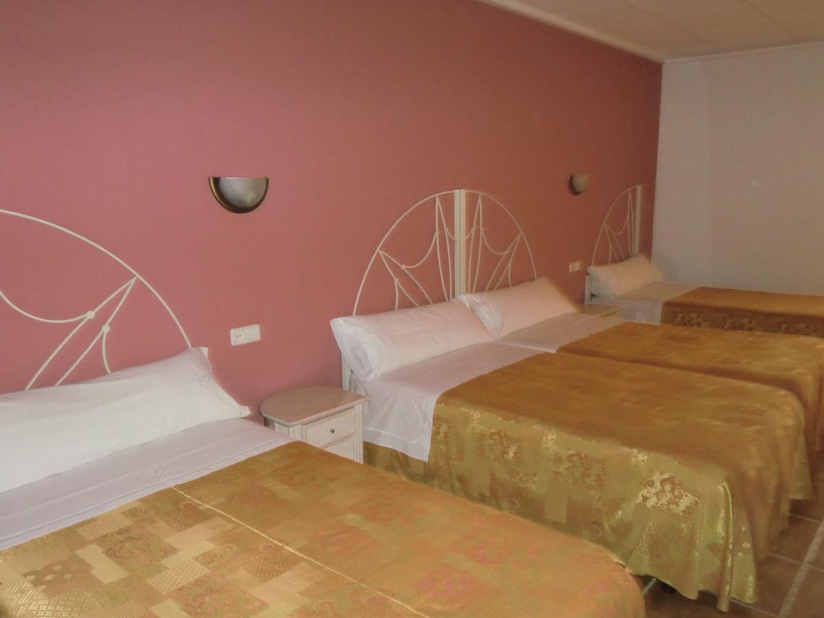Hotel Gasaqui Ayelo de Malferit Rum bild