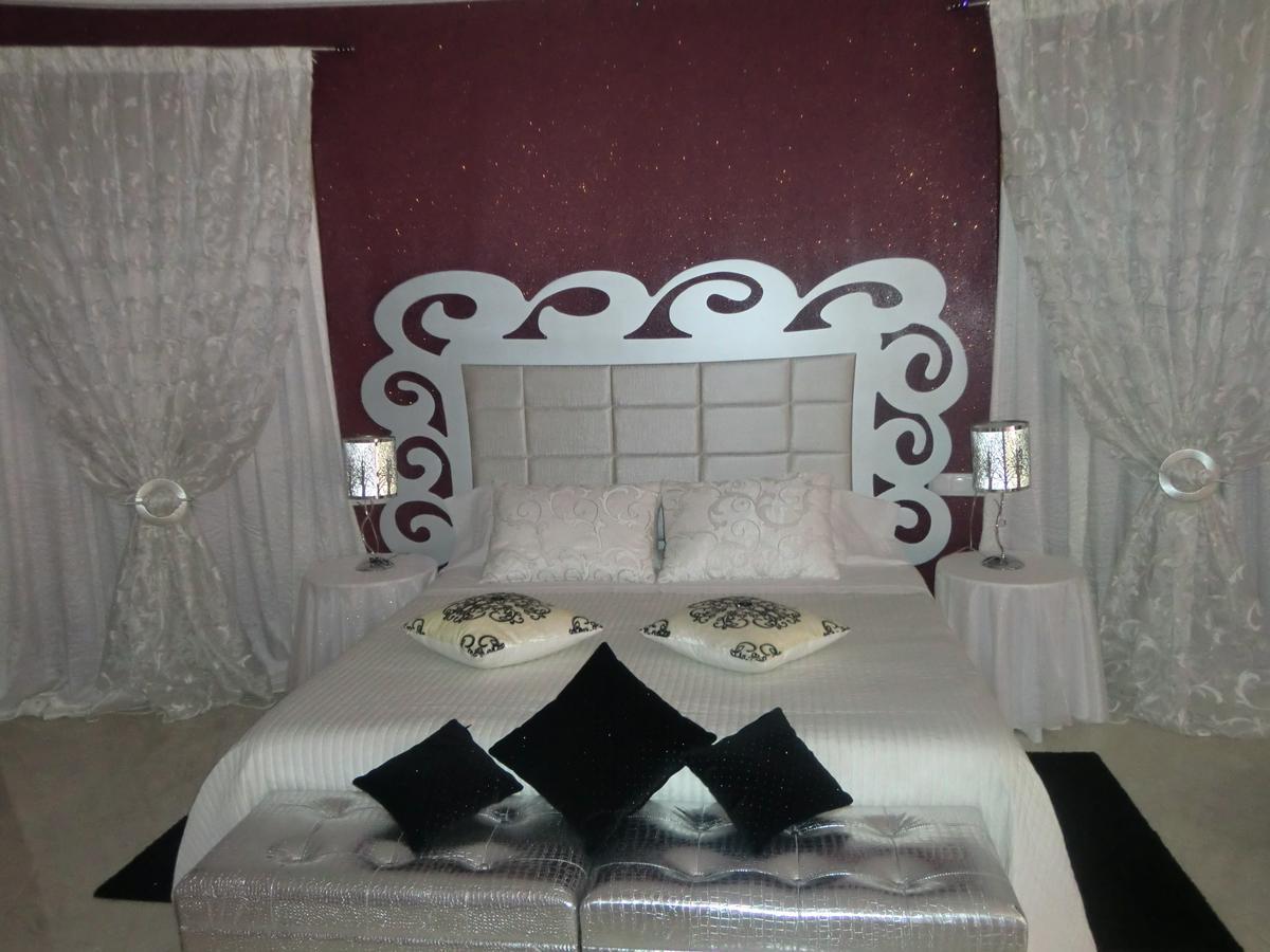 Hotel Gasaqui Ayelo de Malferit Rum bild