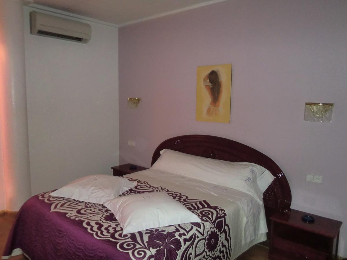 Hotel Gasaqui Ayelo de Malferit Rum bild